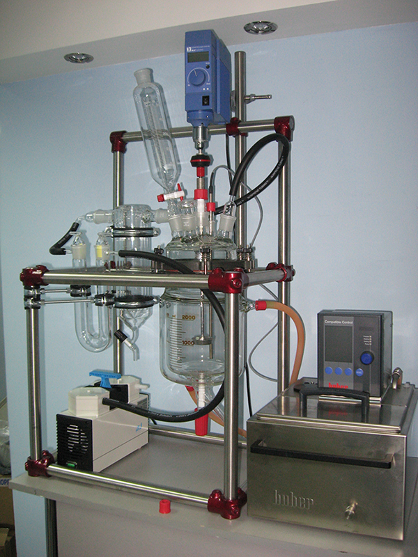 Стеклянный реактор Unic-150-2 с ловушкой